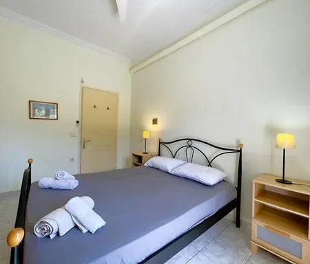 Under The Castle * Ναύπλιο